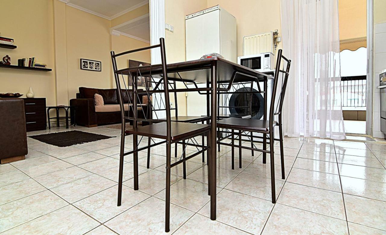 City Center / Apartment 70 Sqm / With View Tesalonika Bagian luar foto