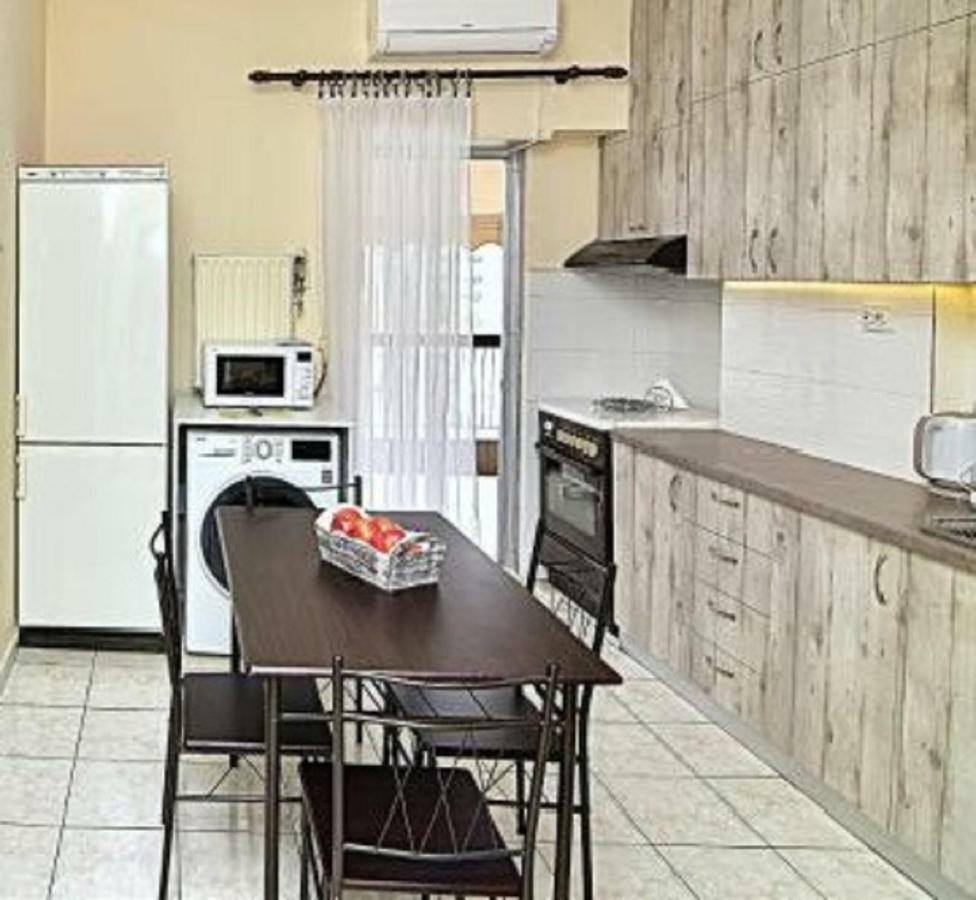 City Center / Apartment 70 Sqm / With View Tesalonika Bagian luar foto